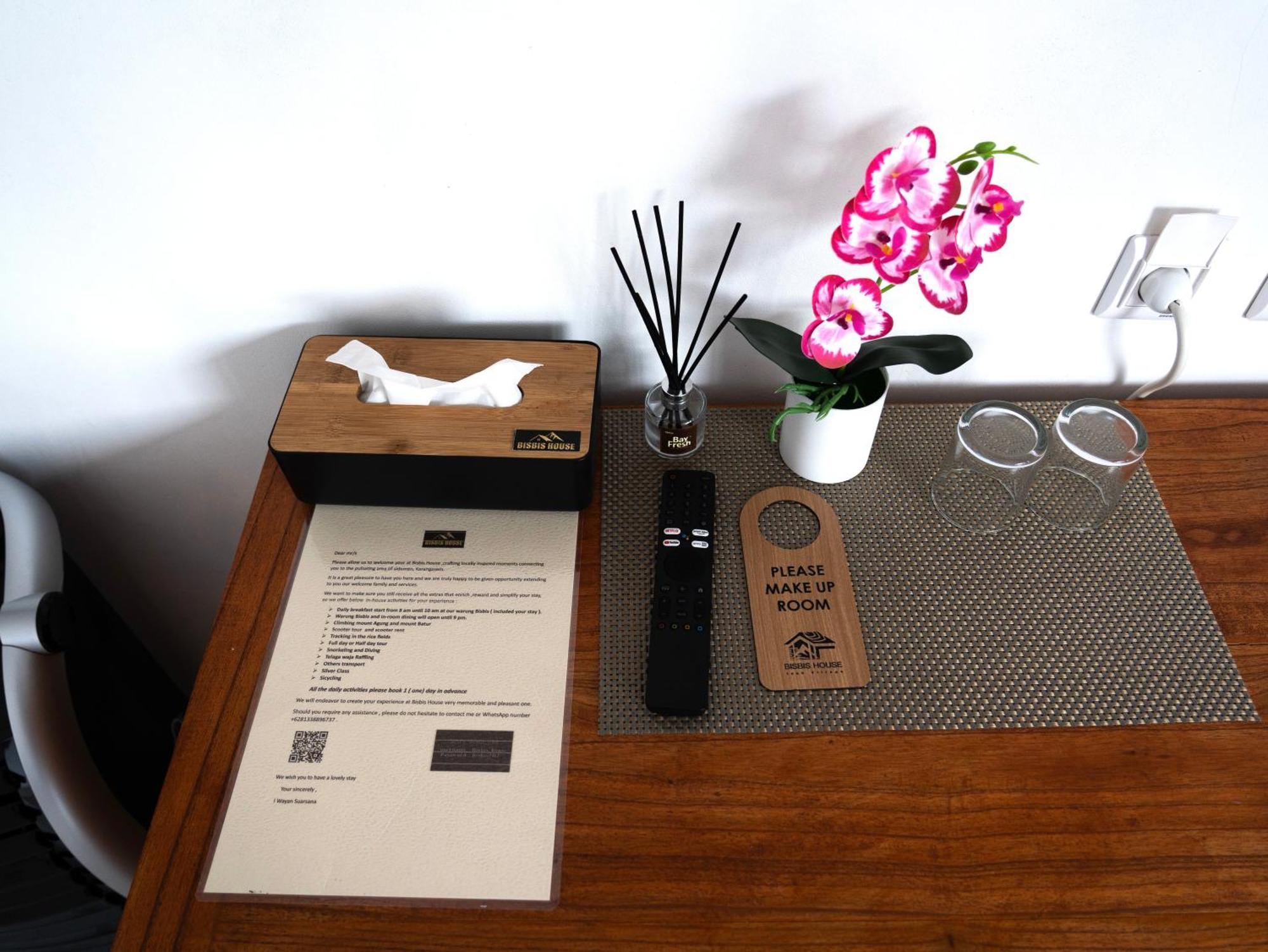 Bisbis House Iseh Village 셀랏 외부 사진