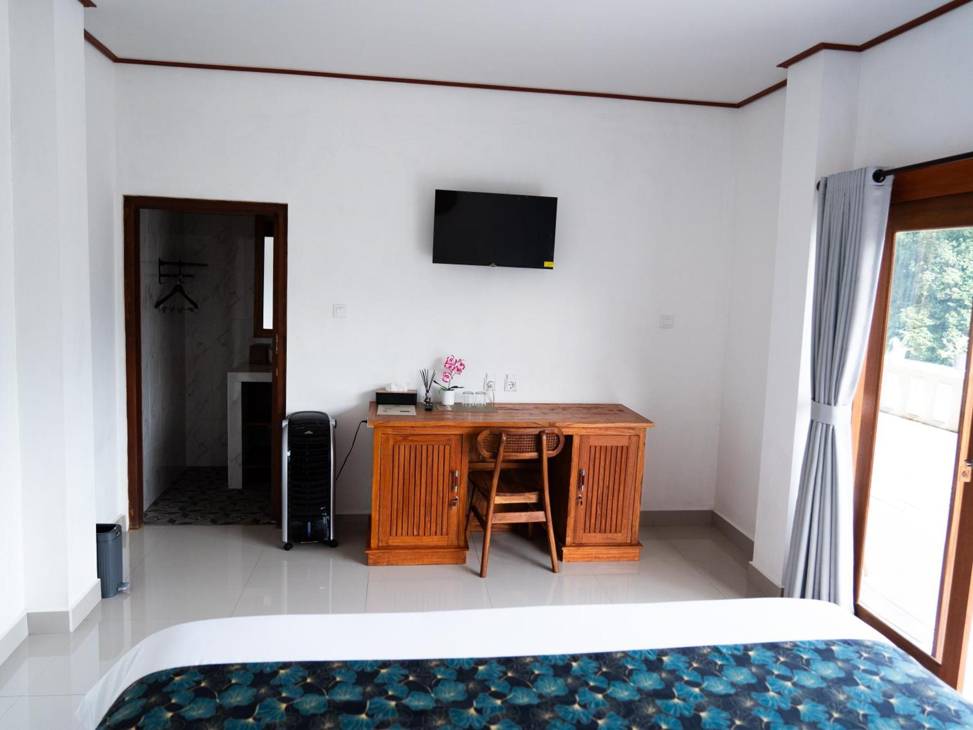 Bisbis House Iseh Village 셀랏 외부 사진